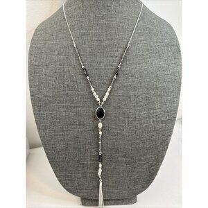 Avon Summer Days Lariat Nicolas Silverstone